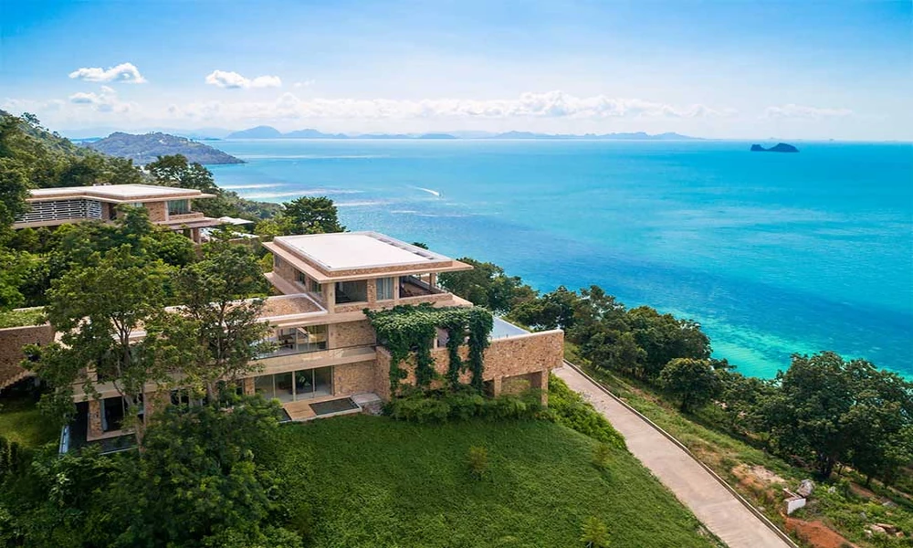 Assessing Premium Waterfront Locations Across Koh Samui Real Estate Developments
